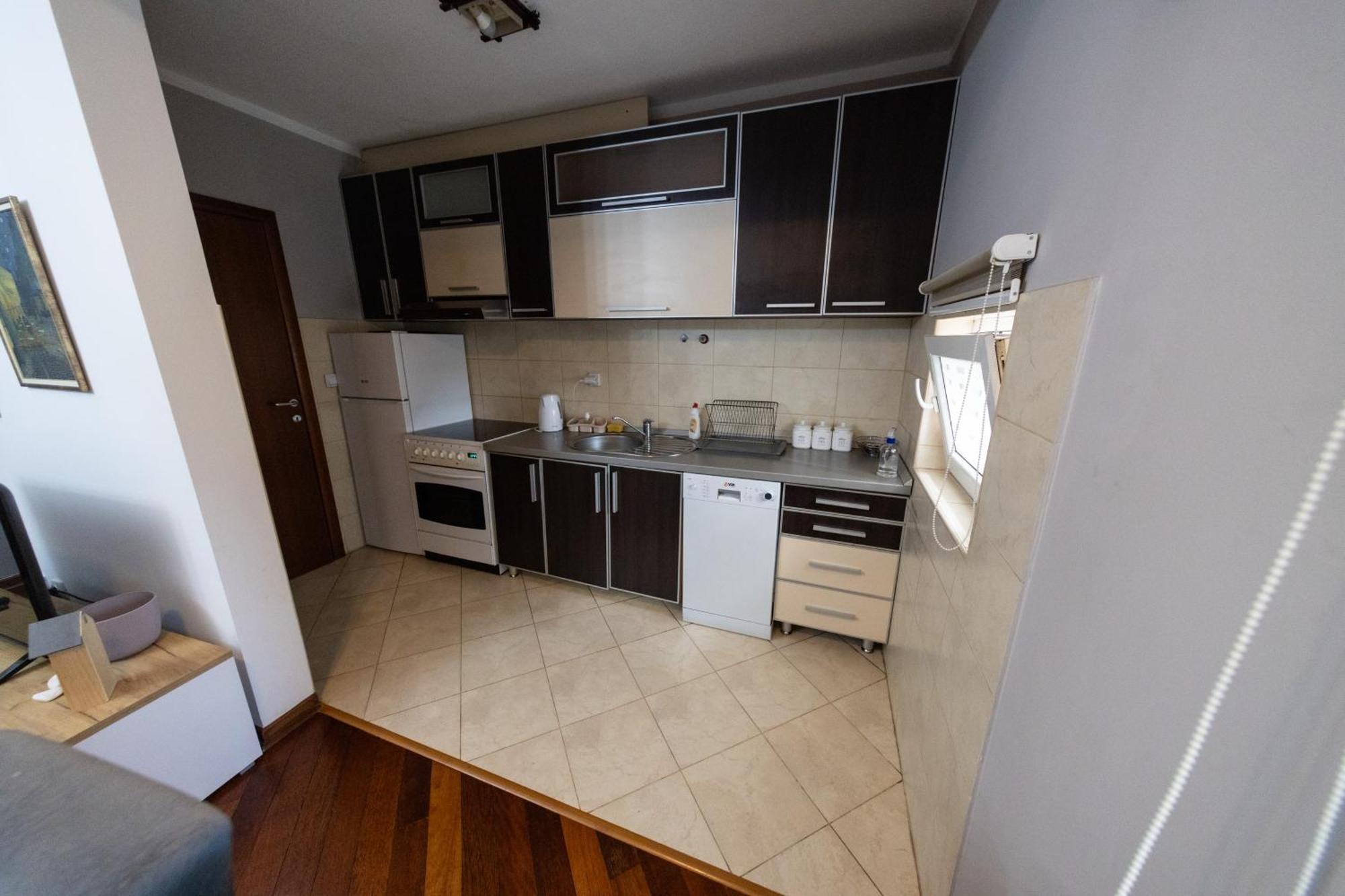 Lux Place Apartments Downtown Kragujevac Exterior foto